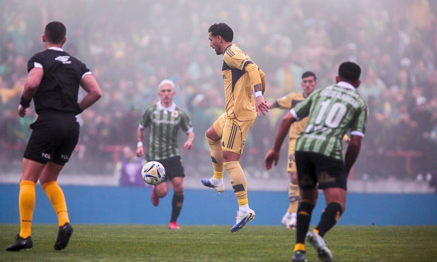 Paredes jugada Aldosivi vs Boca Clausura 2025