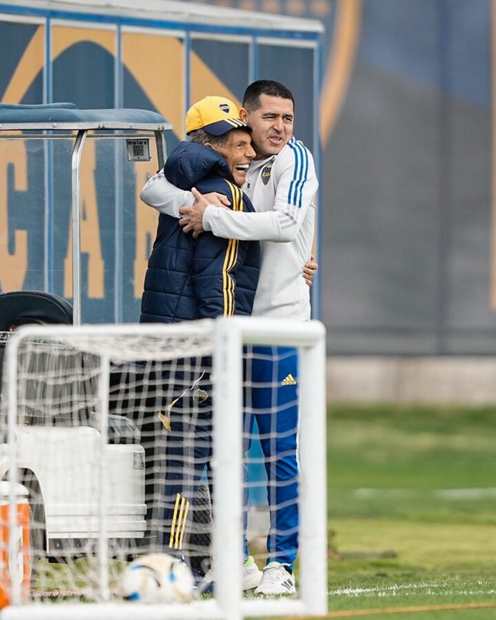 Un acto de amor: la historia detrás de como Riquelme decidió la vuelta de Russo a Boca La última aparición pública de Russo junto a Riquelme