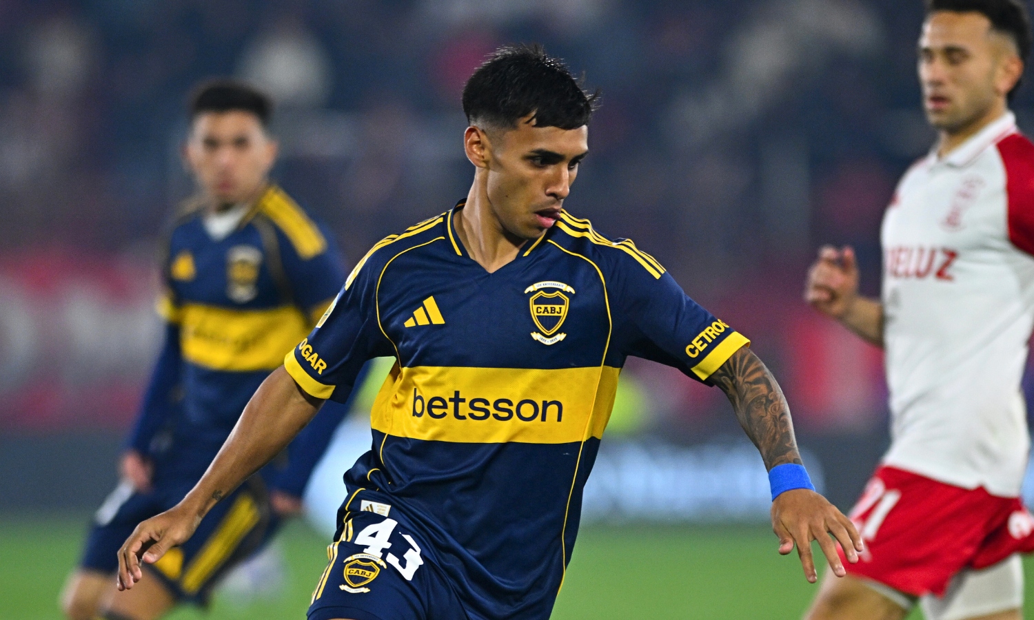 Milton Delgado puede ganar la pulseada y ser titular ante Barracas Milton Delgado Boca