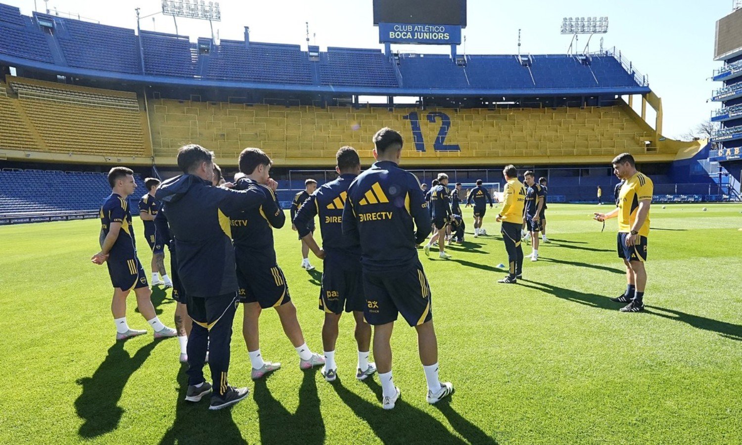 Entrenamiento Boca en La Bombonera