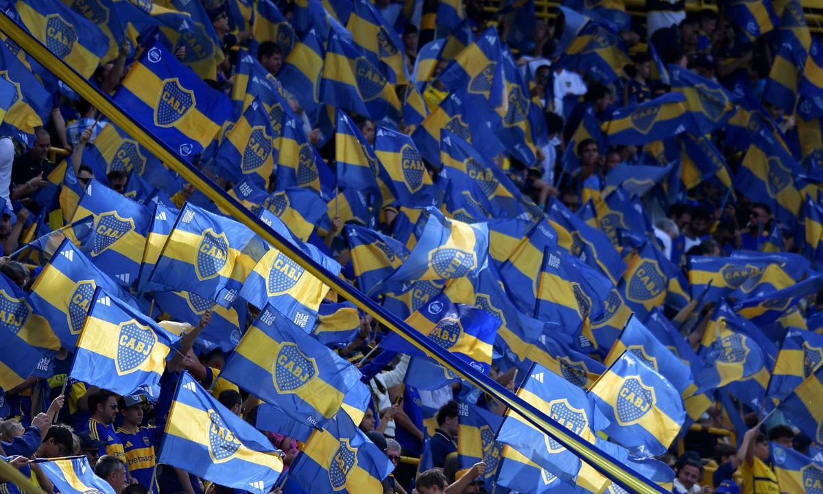 Hinchas de Boca en La Bombonera