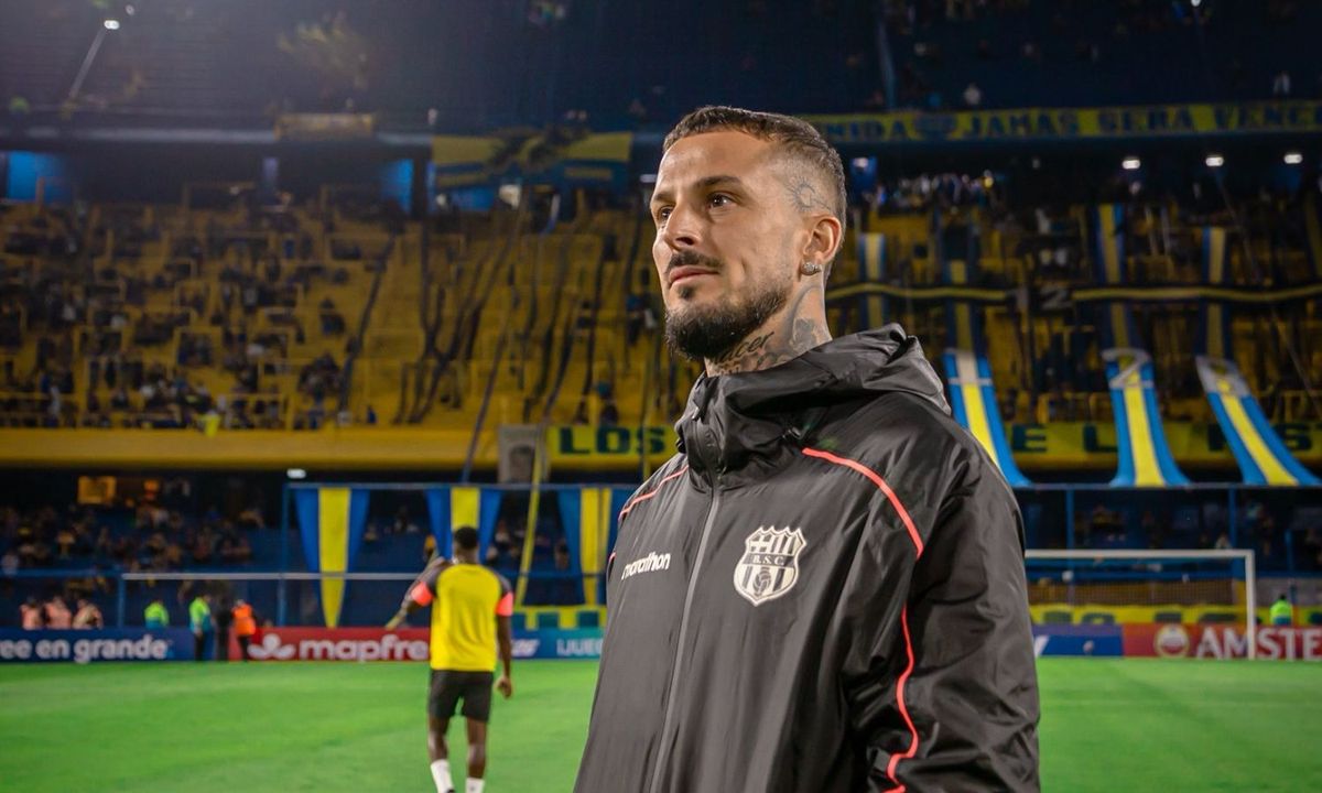 Darío Benedetto volvió a La Bombonera