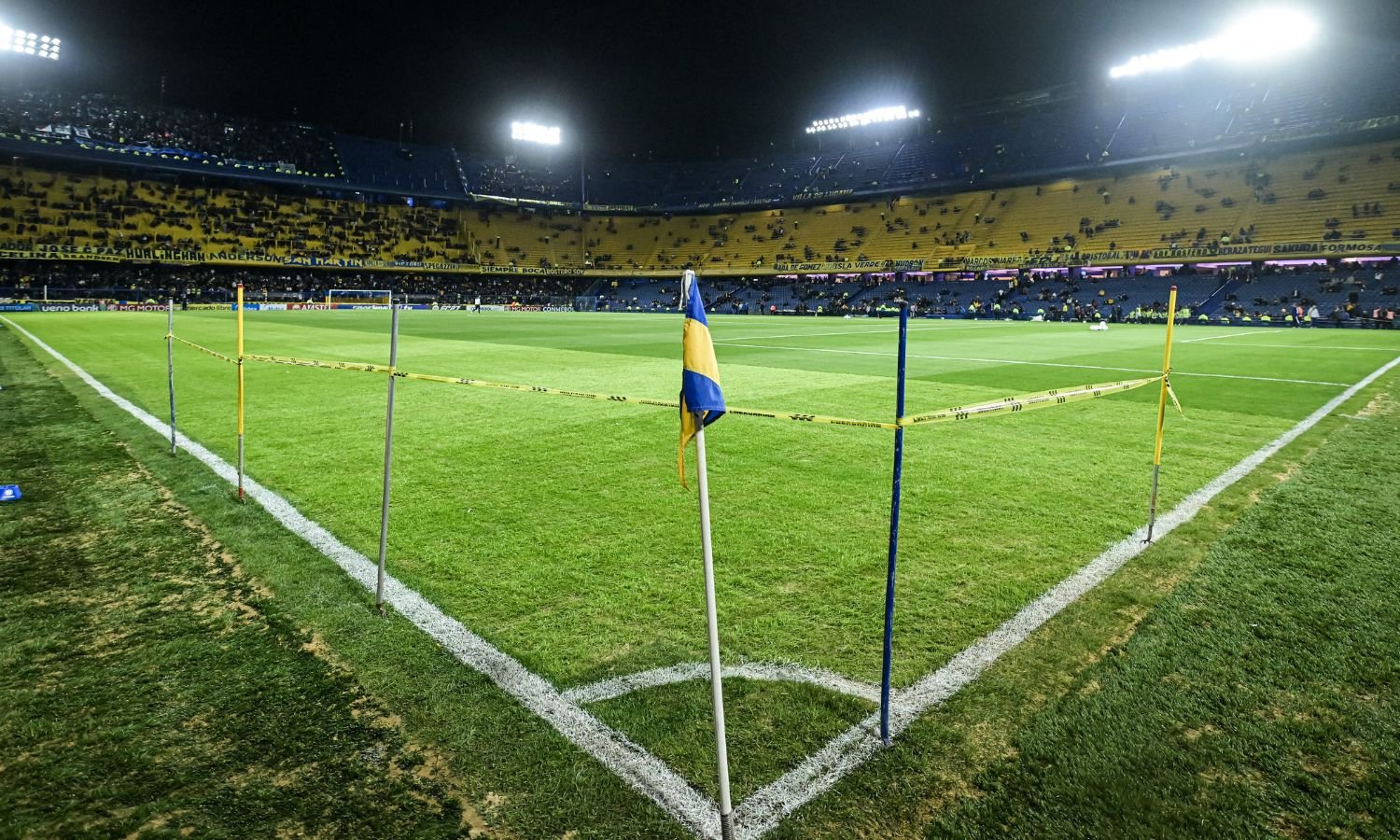 Boca campo de juego de La Bombonera