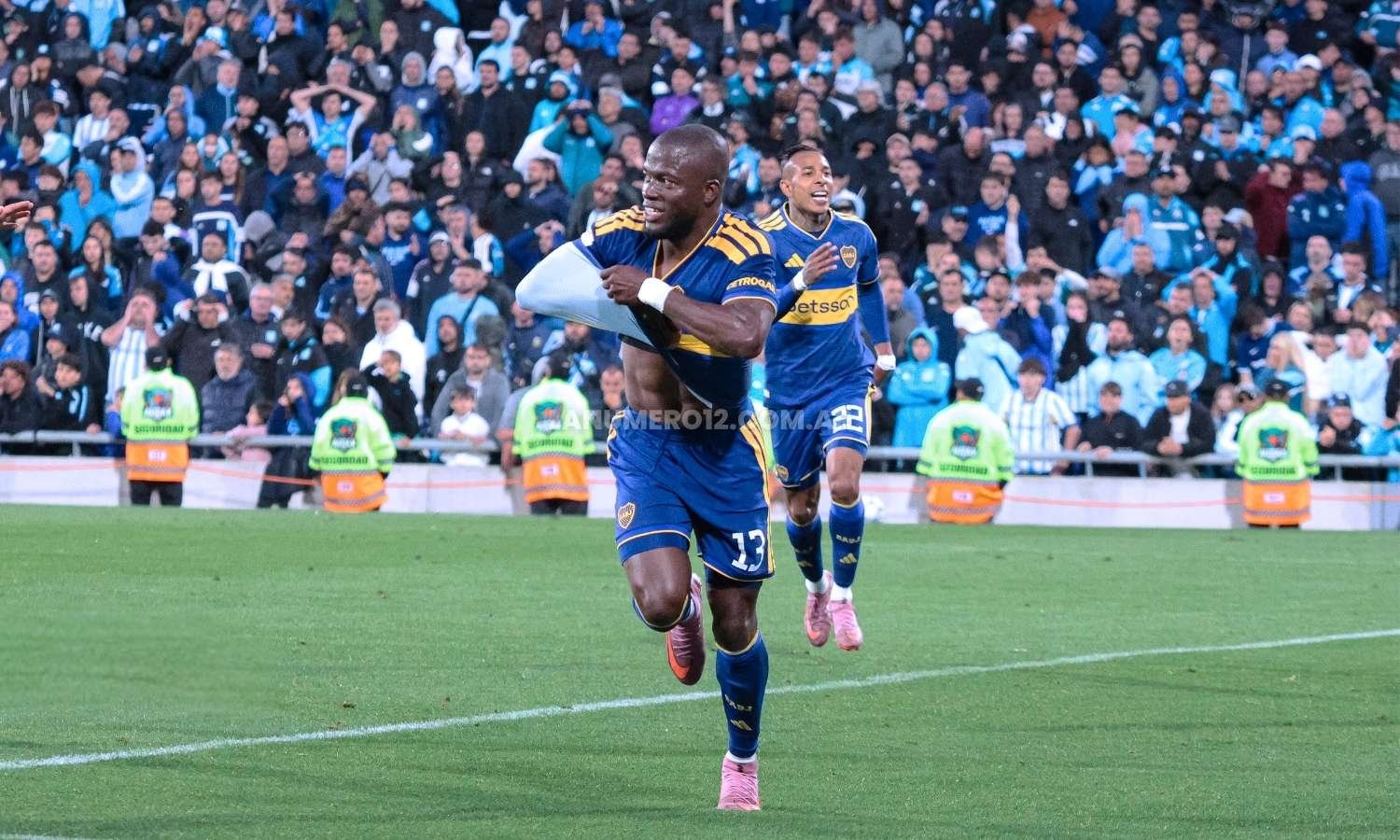 Enner Valencia festejo Boca vs Racing Copa Argentina 2026