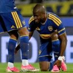 Enner Valencia convirtió el primer gol de Boca ante Instituto
