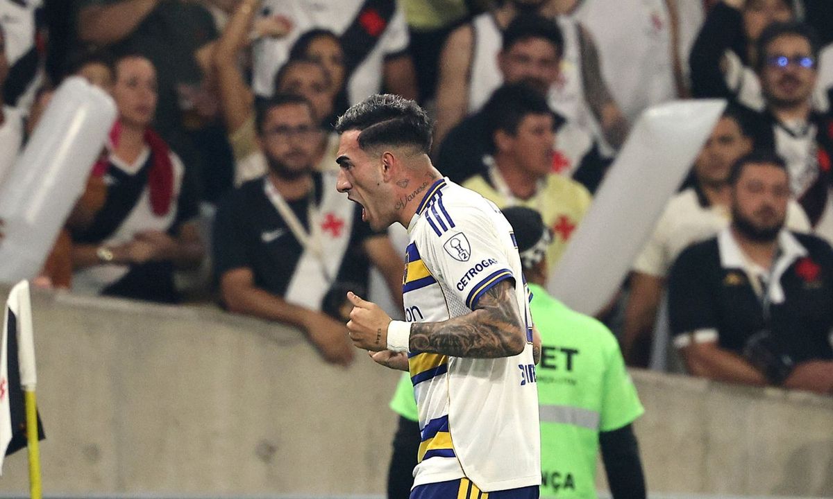 El festejo de Lautaro Di Lollo que convirtió el 1-0 de Boca sobre Vasco.